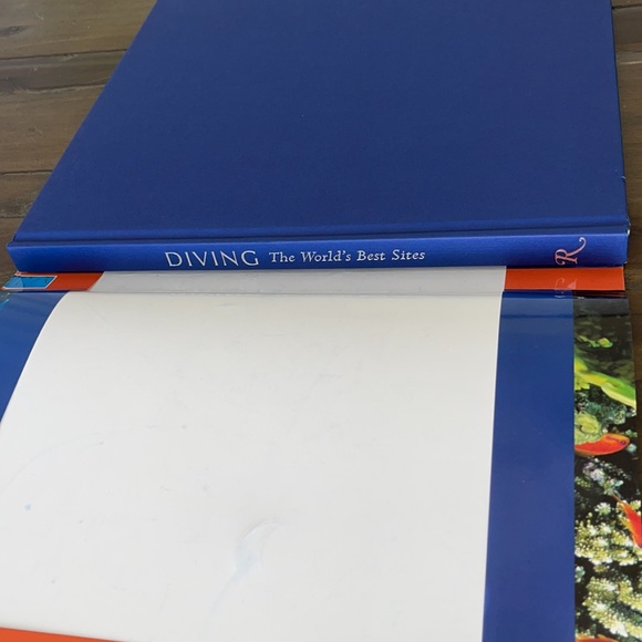 Diving Coffee Table Book World’s Best Sites - Picture 10 of 11